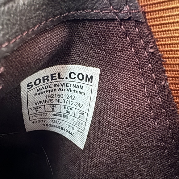Sorel Cate Chelsea Bootie - Size 7 - Picture 2 of 8
